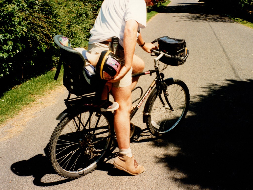 child in bike seat